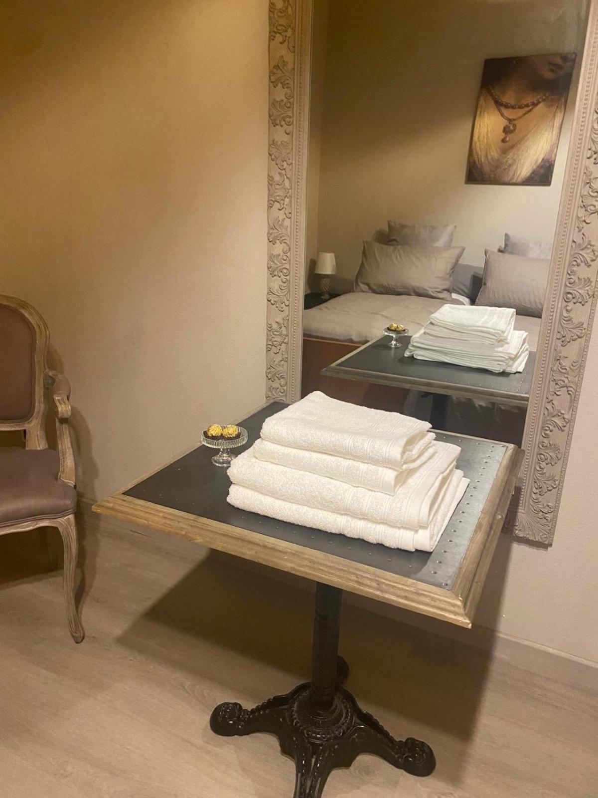 Micasa Apartment Milan Luaran gambar